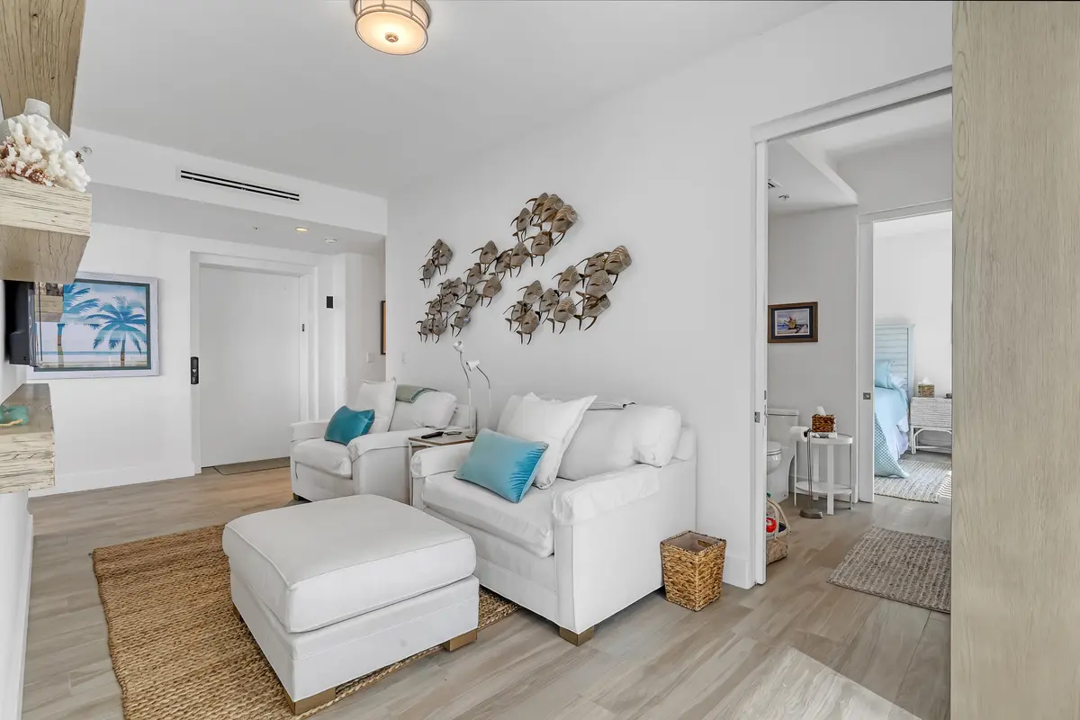 den at 106 Inlet Way 305, Palm Beach Shores
