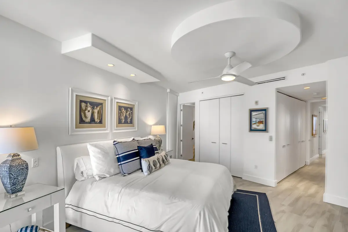 Primary suite at 106 Inlet Way 305, Palm Beach Shores
