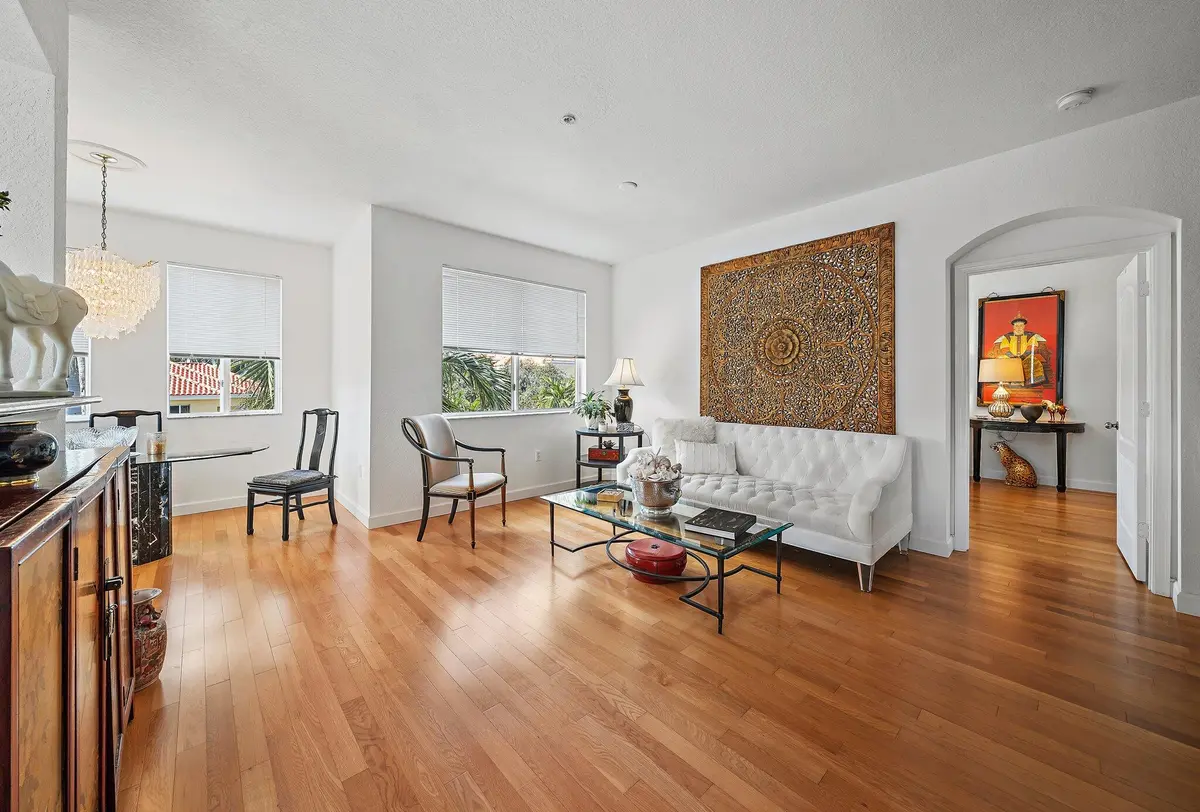 Beautifully Decorated at 11011 Legacy 306 Lane 306, Palm Beach Gardens