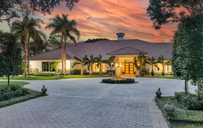 1504 Breakers West Boulevard, West Palm Beach – sold