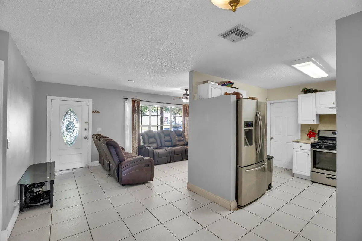 5402ShannonDr (4) at 5402 Shannon Drive, Fort Pierce