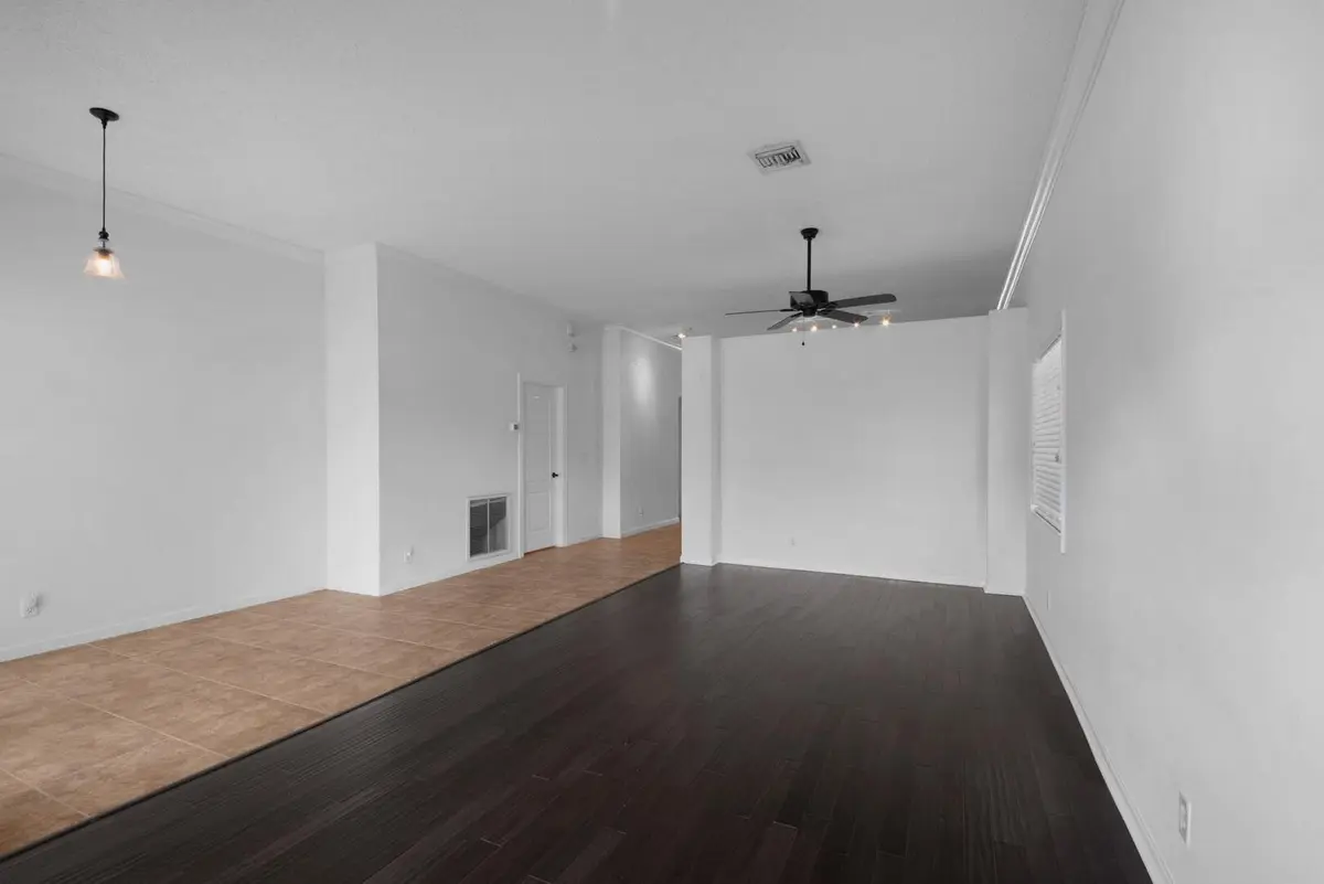 1 (8) at 212 Kensington Way, Royal Palm Beach