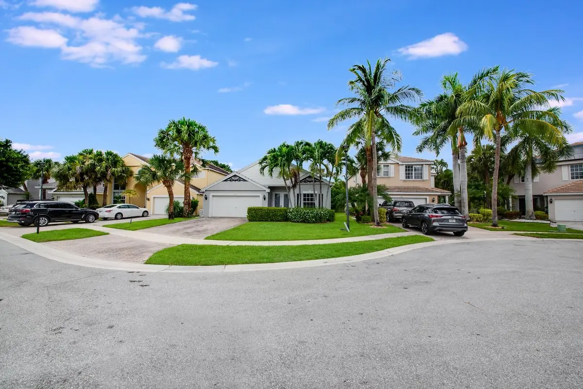 1 (44) at 212 Kensington Way, Royal Palm Beach