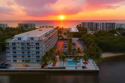 2560 S Ocean Boulevard 416, Palm Beach – sold