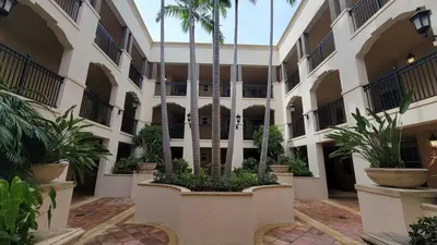 4445 El Mar Drive 2303, Lauderdale-By-The-Sea – sold