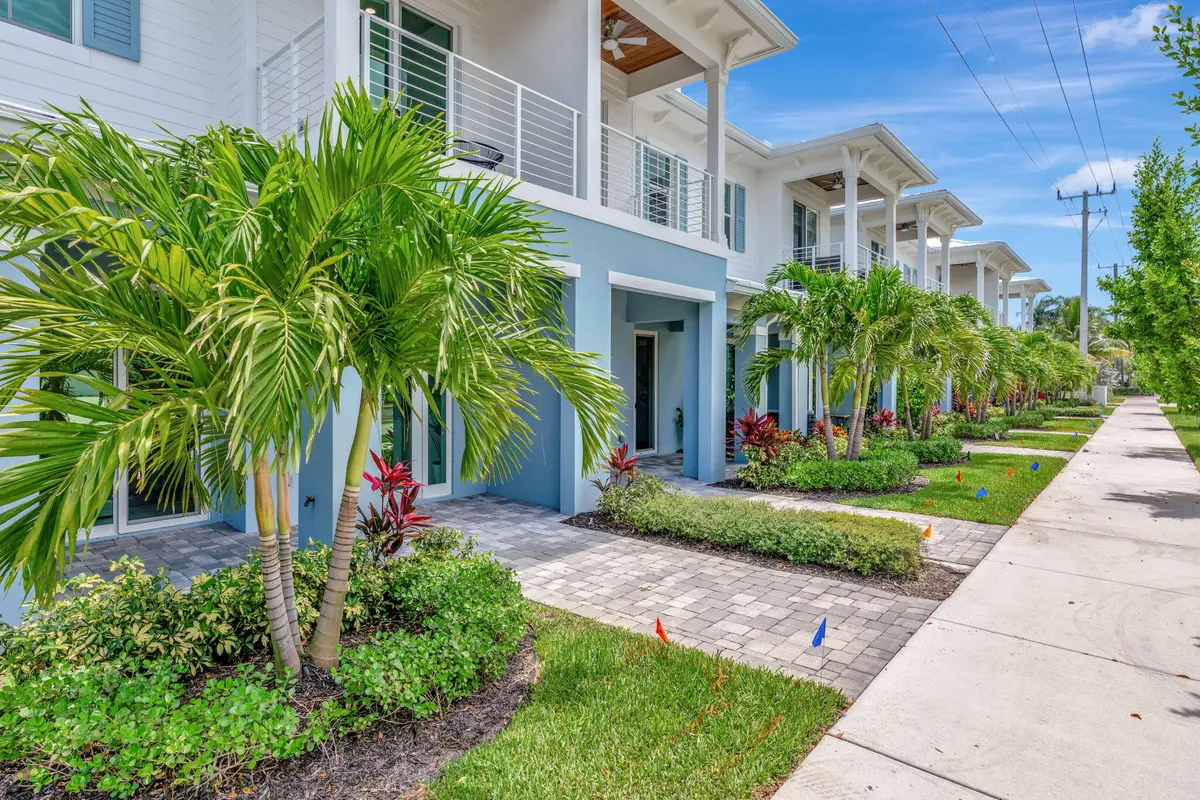 3-web-or-mls-_MLP0333 at 4680 SE Manatee Way, Stuart