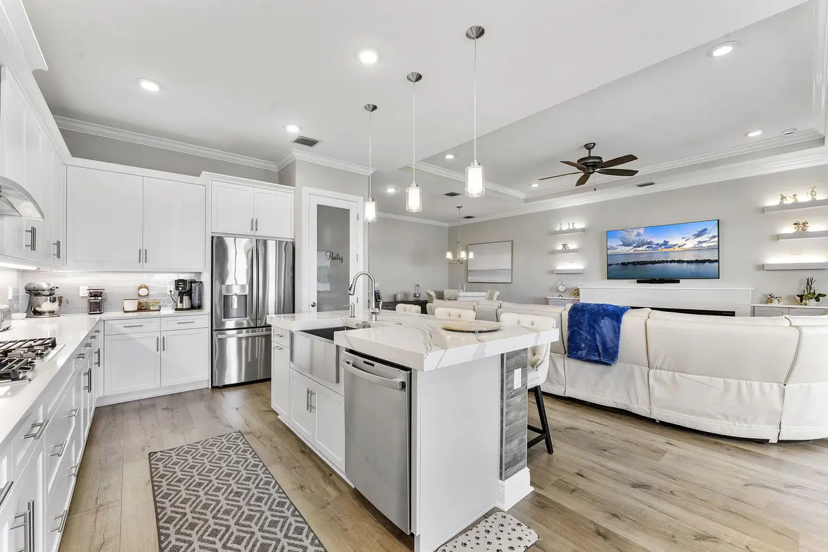 6-web-or-mls-DSC03377 at 15617 Merritt Drive, Westlake