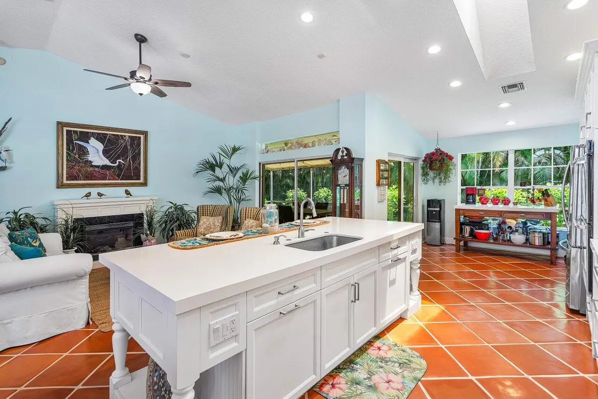 Kitch at 13982 Paddock Drive, Wellington