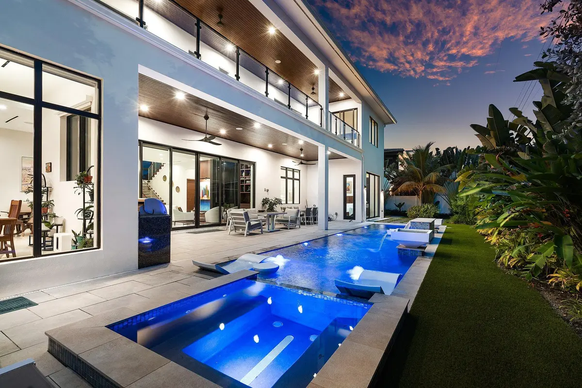 075-450Northeast10thStreet-BocaRaton-FL- at 450 NE 10th Street, Boca Raton