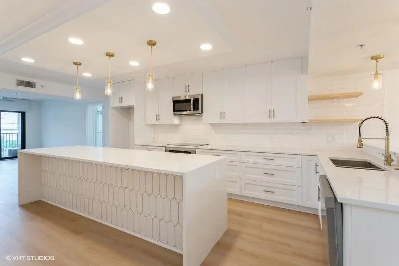 Kitchen at 601 SEAFARER Circle 101, Jupiter