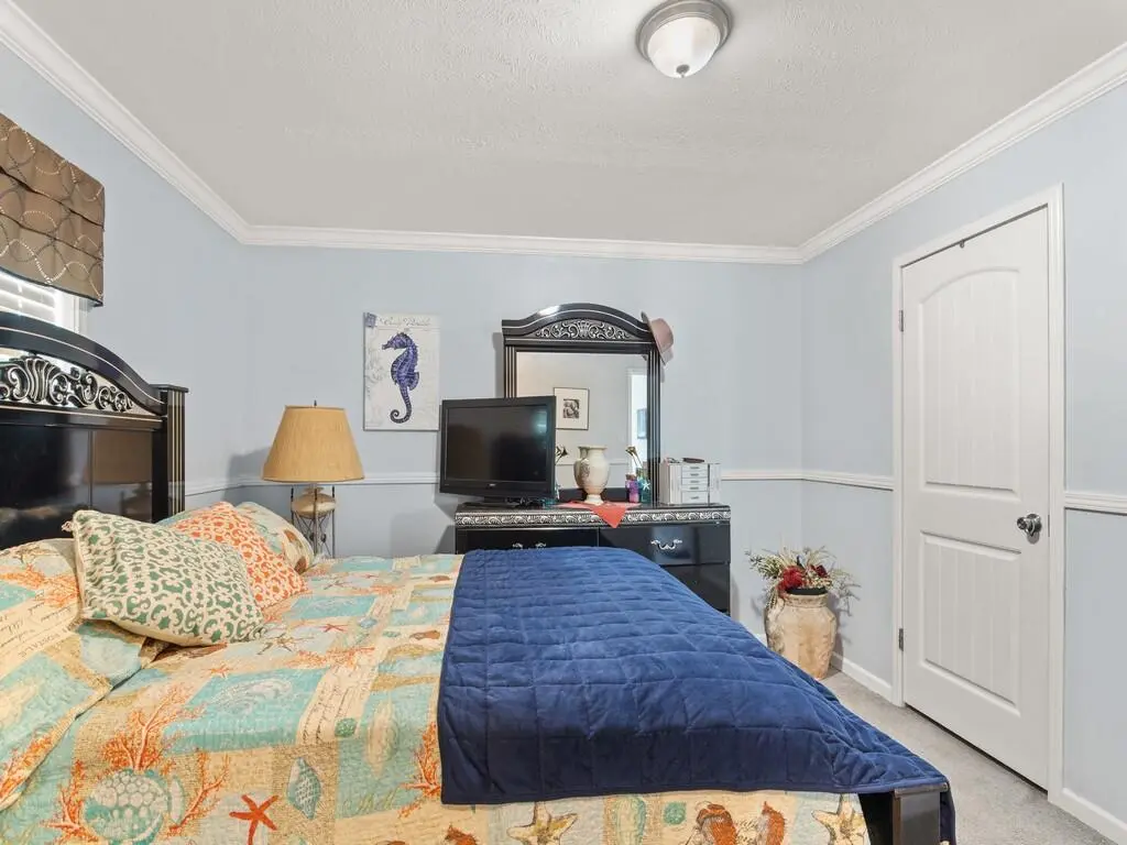 Owner's Suite and closet at 309 Mockingbird Avenue, Fort Pierce