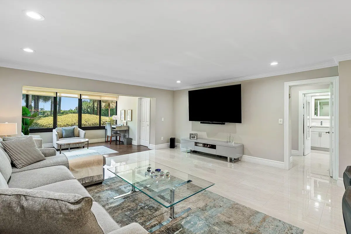 Living Area at 18 Westgate Lane A, Boynton Beach