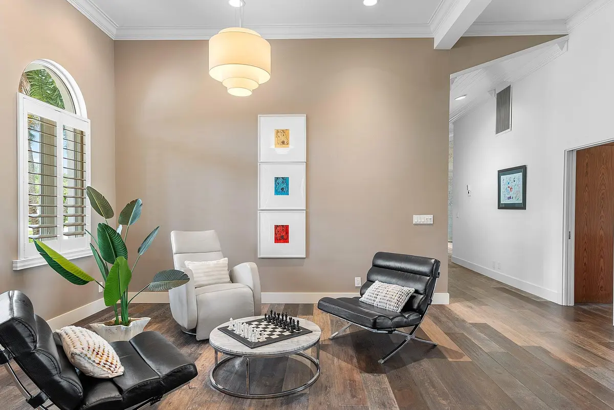 Casual sitting area at 10858 Spicewood Trail, Boynton Beach