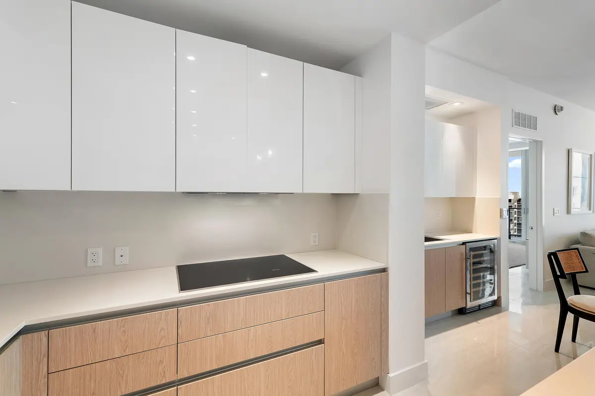 045-3100NOceanDr-1710-RivieraBeach-FULL at 3100 N Ocean Drive H-1710, Singer Island