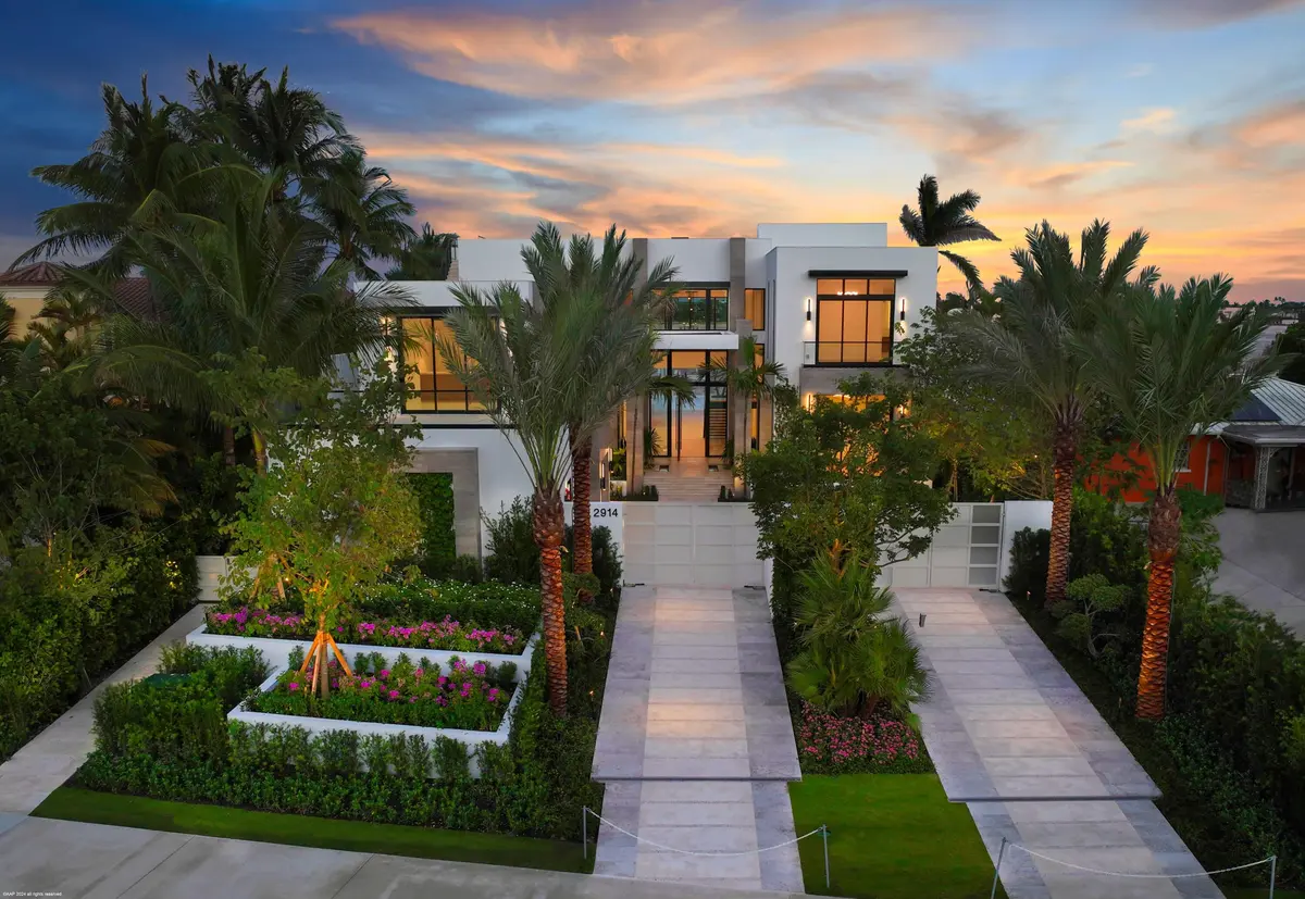 2914 N Flagler Dr 013 at 2914 N Flagler Drive, West Palm Beach
