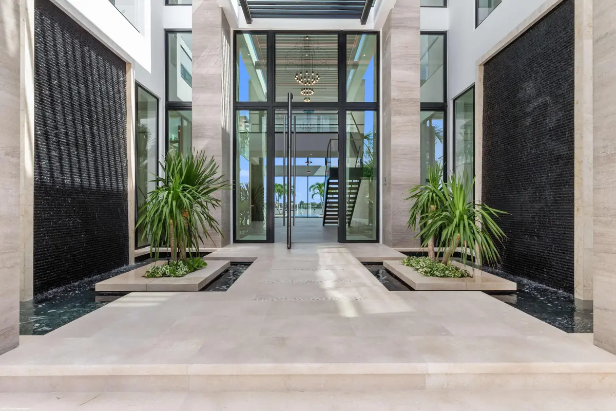 2914 N Flagler Dr 027 at 2914 N Flagler Drive, West Palm Beach