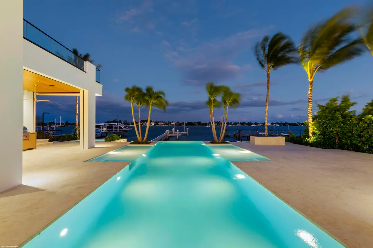 2914 N Flagler Dr 147 at 2914 N Flagler Drive, West Palm Beach