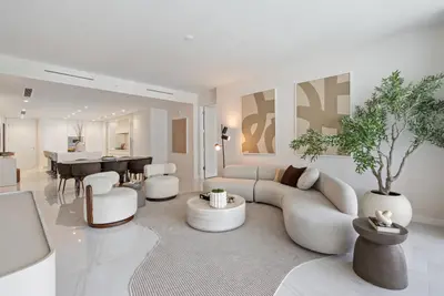 220 SE Mizner Boulevard 611, Boca Raton – sold