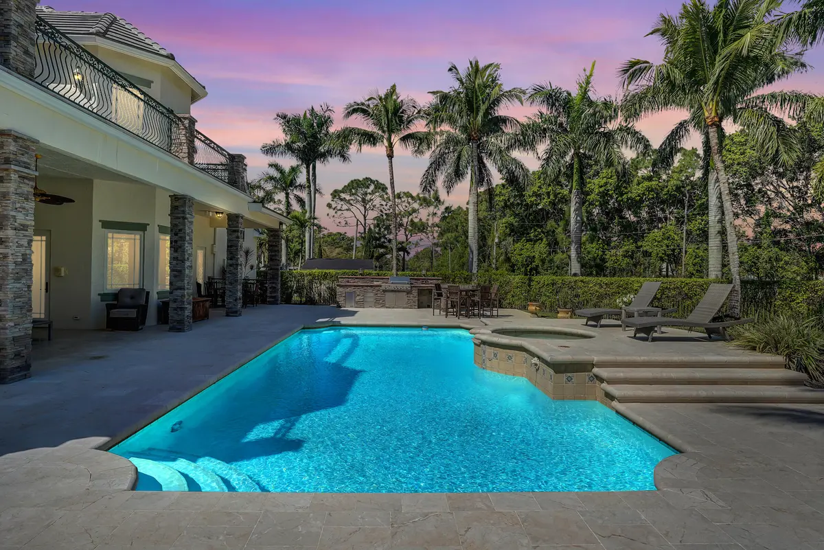 Estate Pool at 14639 Crazy Horse Lane, Palm Beach Gardens