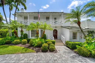 6 Via Vizcaya, Palm Beach – sold