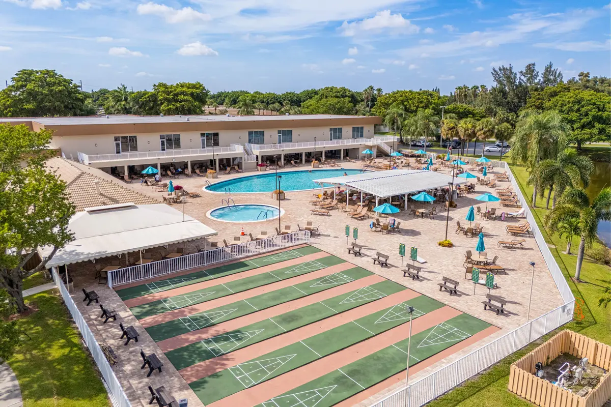 25[1] at 15450 E Pembridge Avenue 192, Delray Beach