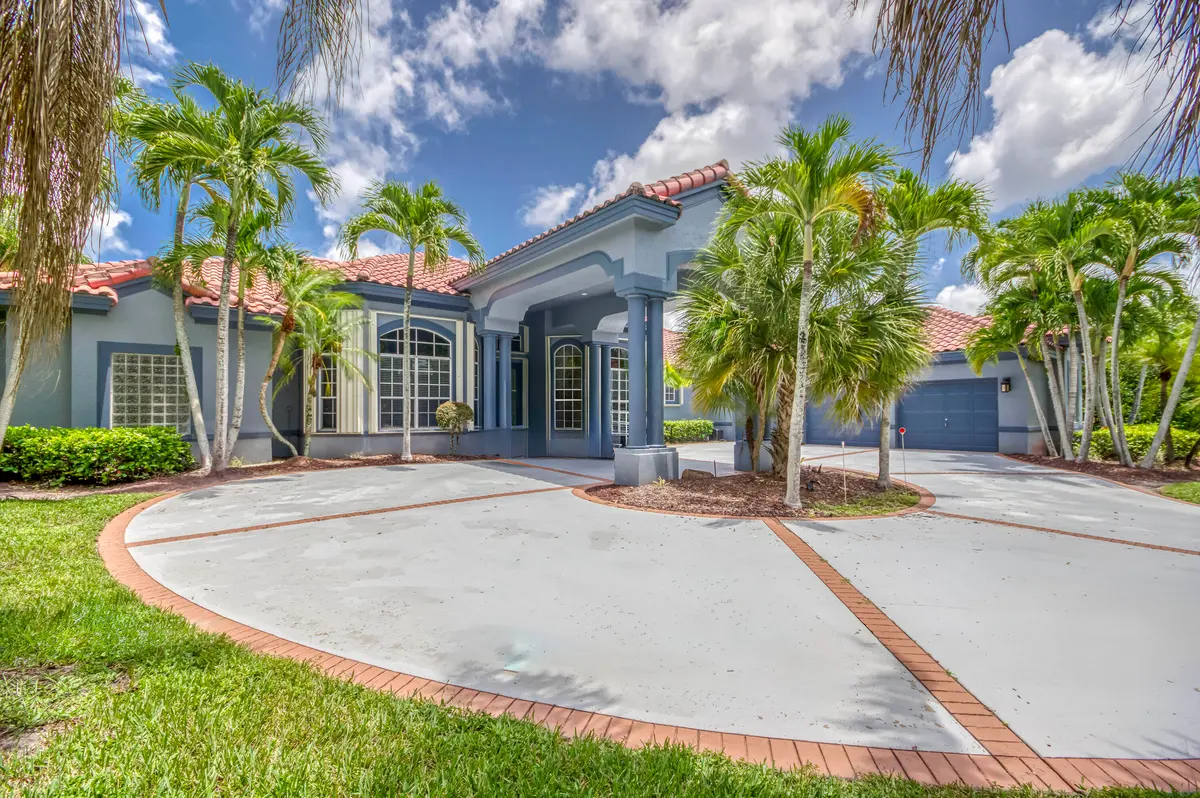 IMG-38 at 11699 Blackwoods Lane, Palm Beach Gardens