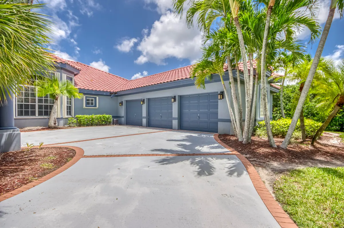 IMG-39 at 11699 Blackwoods Lane, Palm Beach Gardens