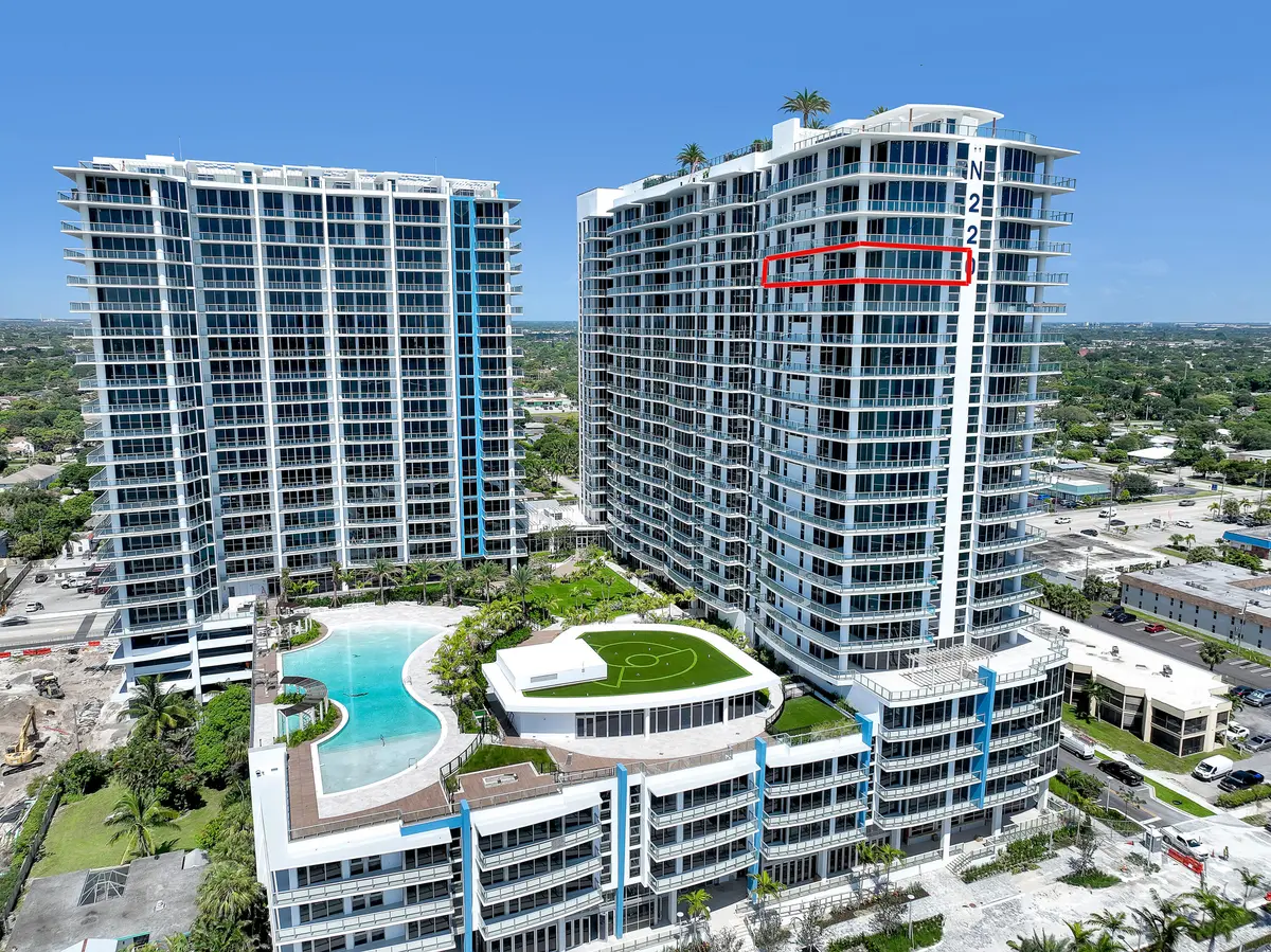 220 Lake Shore (8)e at 220 Lake Shore Drive N-2103, Lake Park