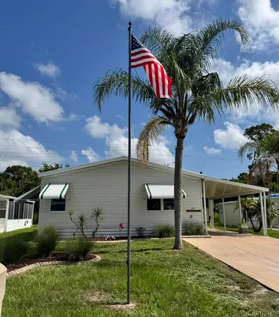 35 La Puerta Del Norte, Fort Pierce – sold