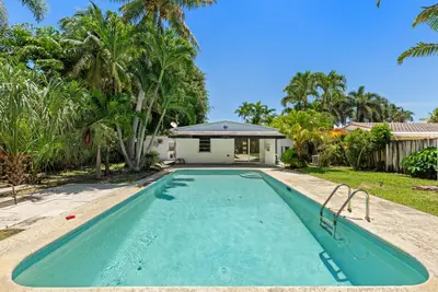 1637 N Victoria Park Road, Fort Lauderdale – sold