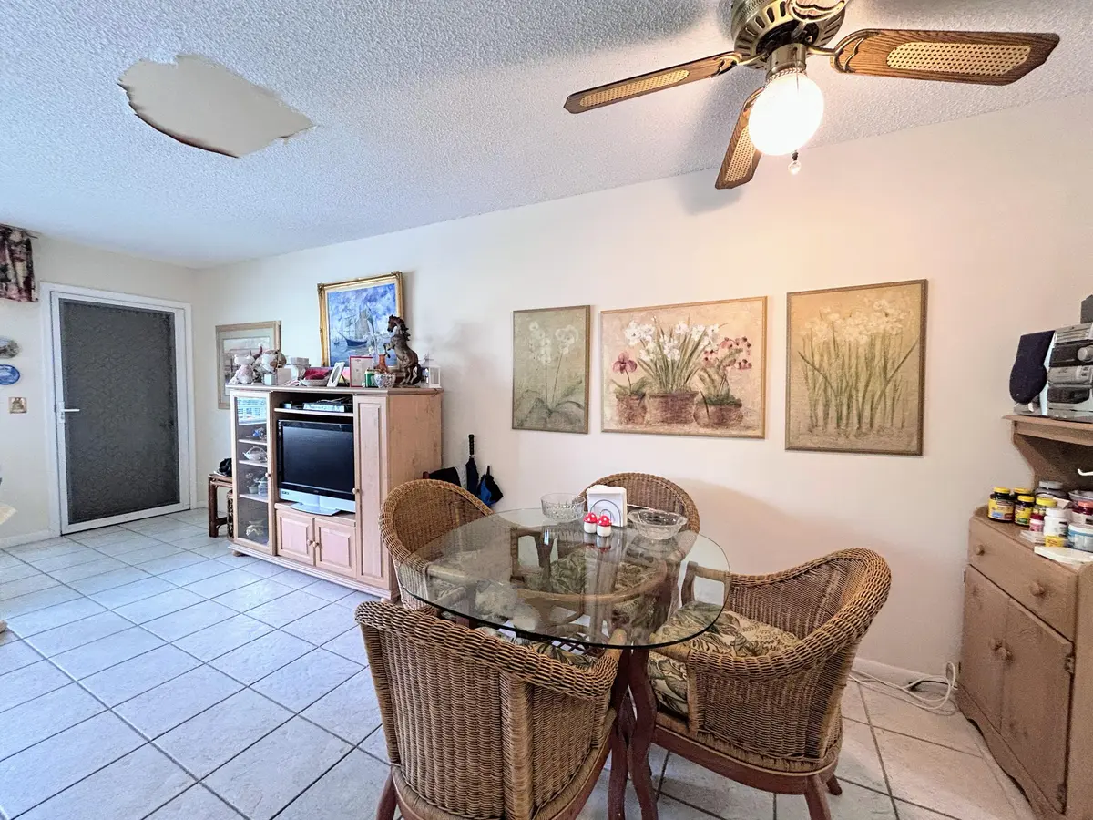 TV/DINING AREA at 340 Horizons W 203, Boynton Beach