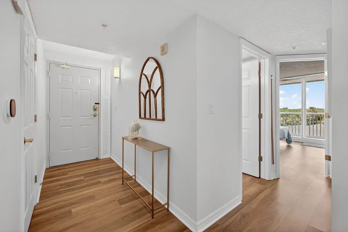 15-web-or-mls-5P1A8416 at 5051 North Highway A1a 4-6, Hutchinson Island