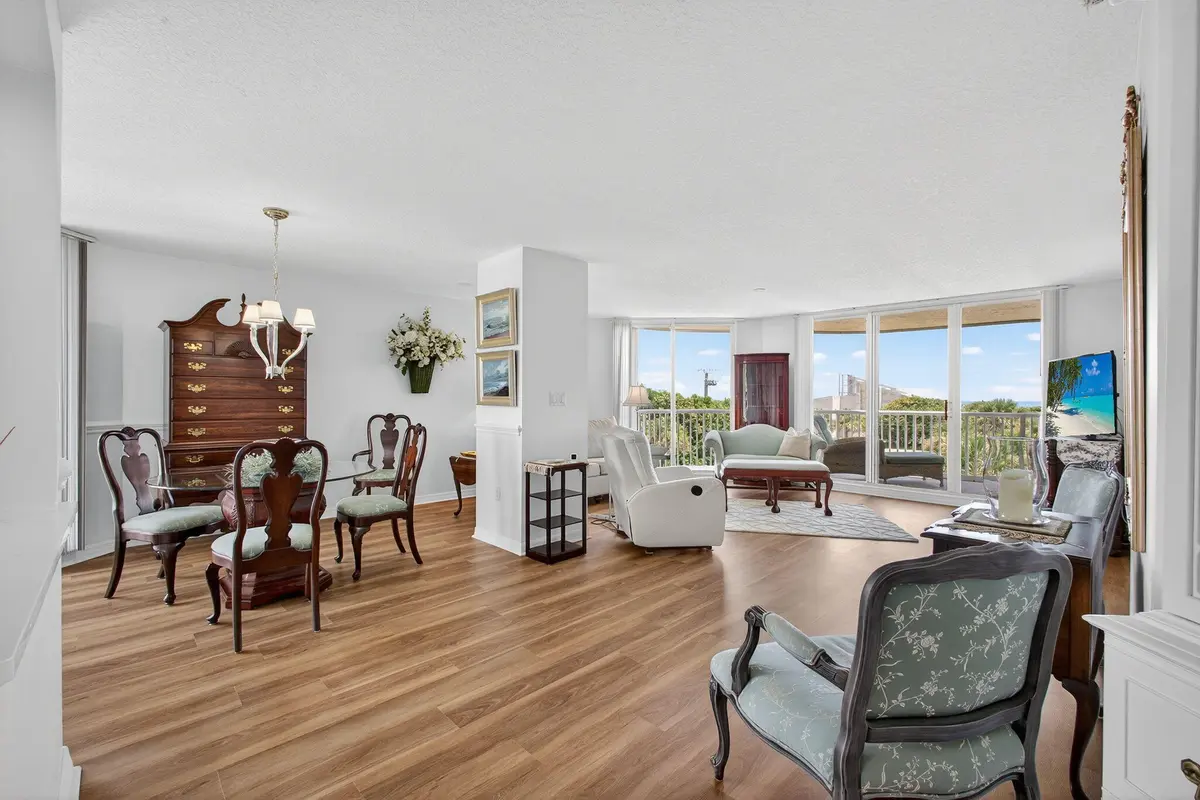 18-web-or-mls-5P1A8493 at 5051 North Highway A1a 4-6, Hutchinson Island