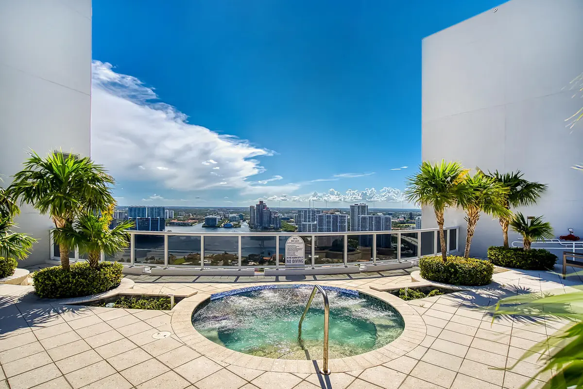 18911 Collins Avenue 506, Sunny Isles Beach, FL – photo 7