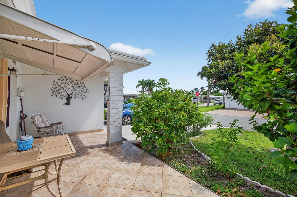 6-web-or-mls-013_699A2784 at 3051 NW 1st Drive, Pompano Beach