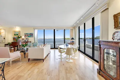 2150 Ibis Isle Road 7, Palm Beach – sold