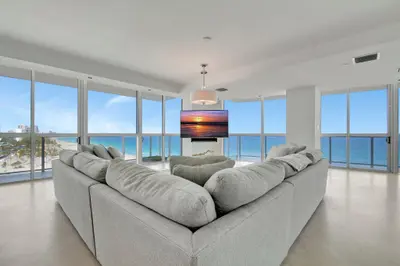 1200 Holiday Drive 1001, Fort Lauderdale – sold