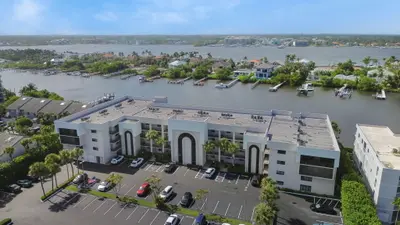 3525 S Ocean 107 Boulevard 107, South Palm Beach – sold
