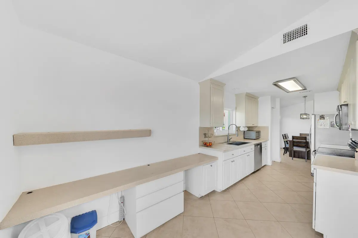 12 Kitchen (2) at 10255 Sunset Bend Drive, Boca Raton