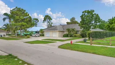 14010 Veronica Court, Wellington – Villa for sale