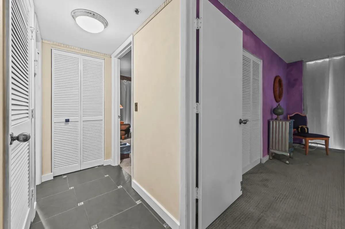 5 Entry 01 at 3120 N Highway A1a 201, Fort Pierce