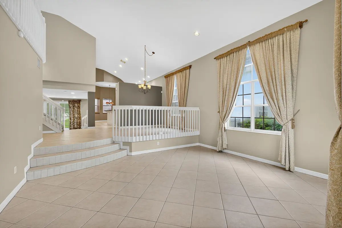 Entryway at 8933 Alexandra Circle, Wellington