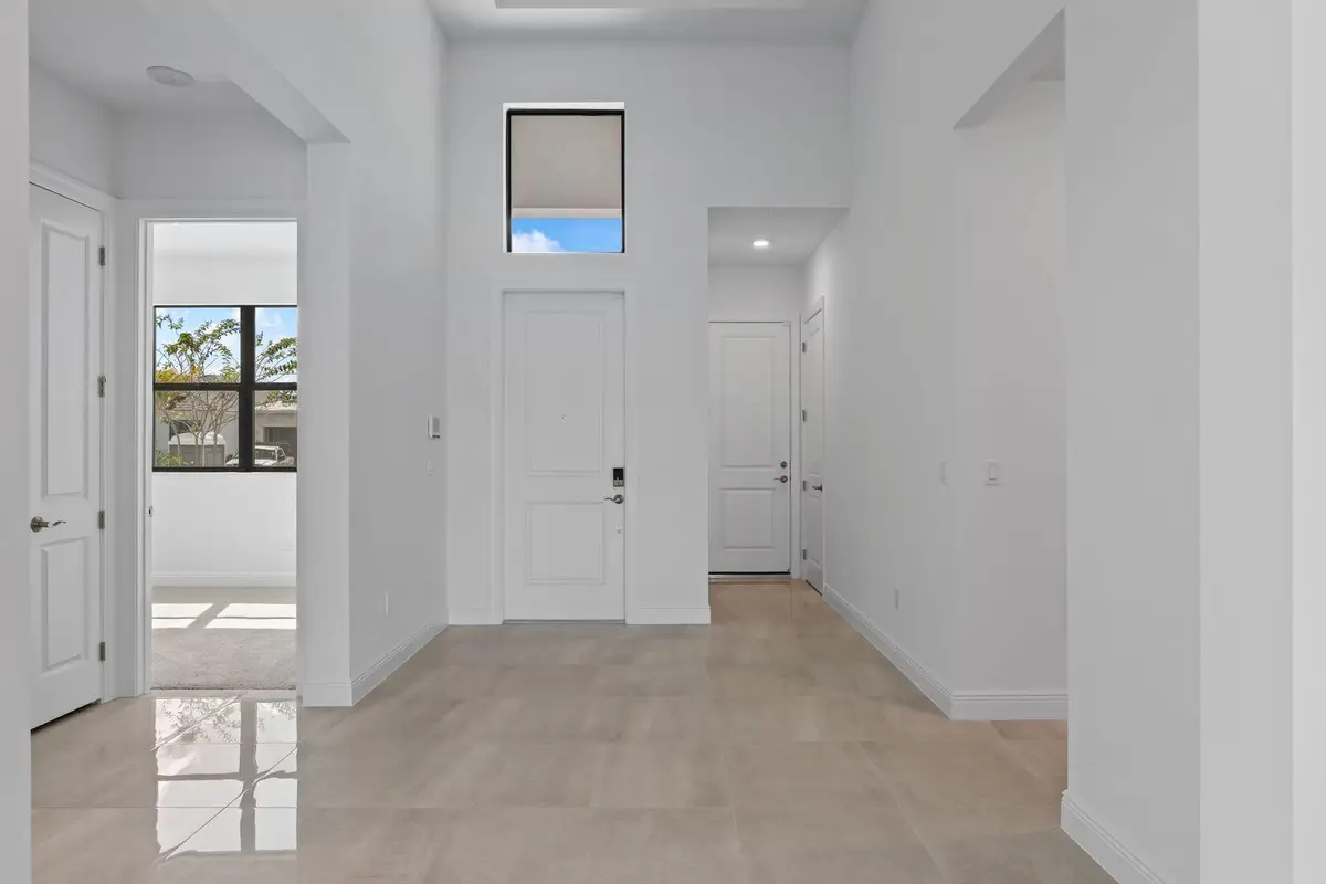 7_3F2A5528 at 5409 Hutchinson Way, Westlake
