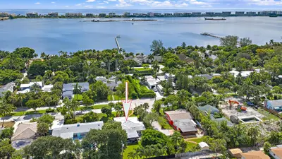 631 S Palmway, Lake Worth Beach – sold