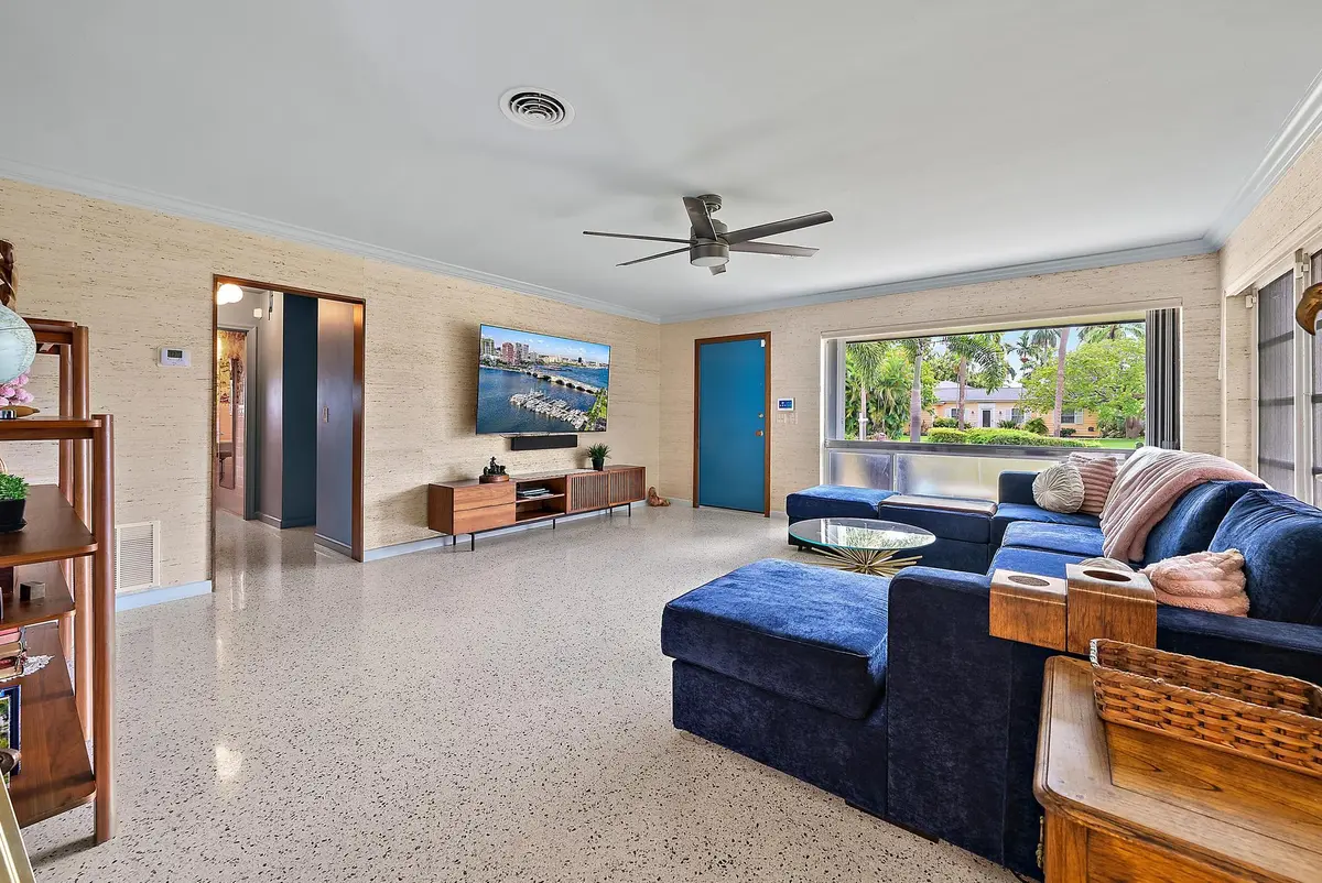 631 S Palmway-4 at 631 S Palmway, Lake Worth Beach