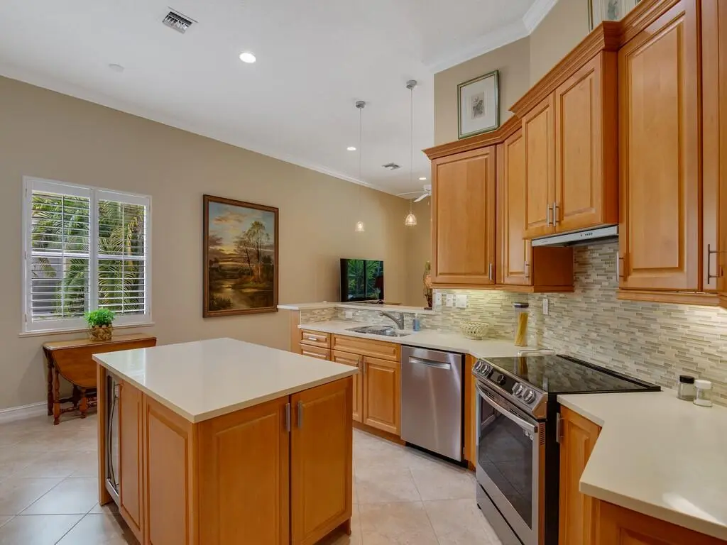 Resized028 at 1225 Riverwind Circle, Vero Beach