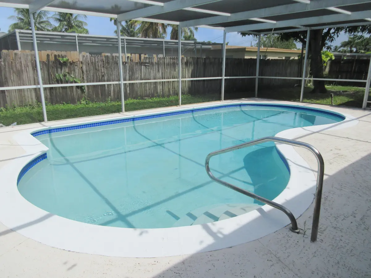 IMG_2785 at 3601 NW 40th Street, Lauderdale Lakes