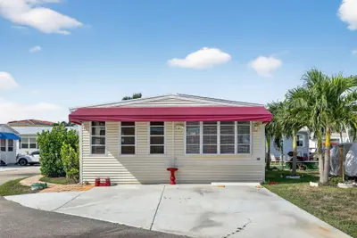 91 Nettles Boulevard, Jensen Beach – sold