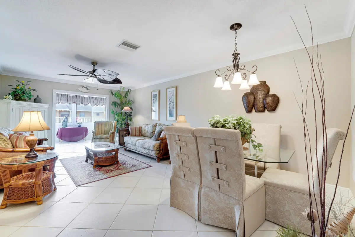 House-5 at 2132 NE 1st Way 201, Boynton Beach