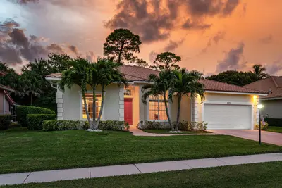 9043 Cypress Hollow Drive, Palm Beach Gardens – sold